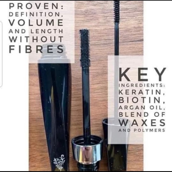 Bundle of Liquid Eyeshadow, Twisted Mascara, & Eyeliner - Picture 4 of 5